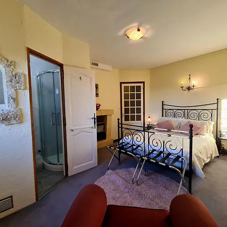 Tower Sarlat Konukevi *